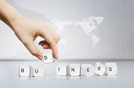 手机背后的真相:当通讯工具成为情感牢笼